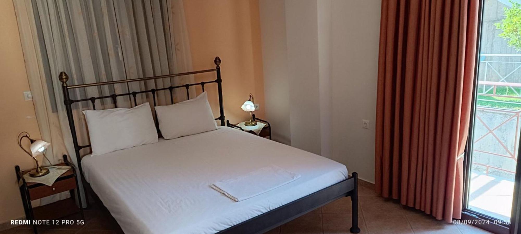 Evinos Village Resort Gefira Mpania Eksteriør billede